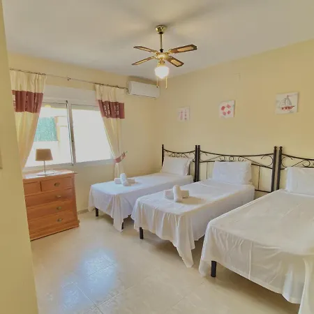 4 Bed Pisnella, Private Pool Villa *