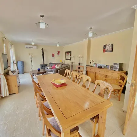 4 Bed Pisnella, Private Pool Villa *